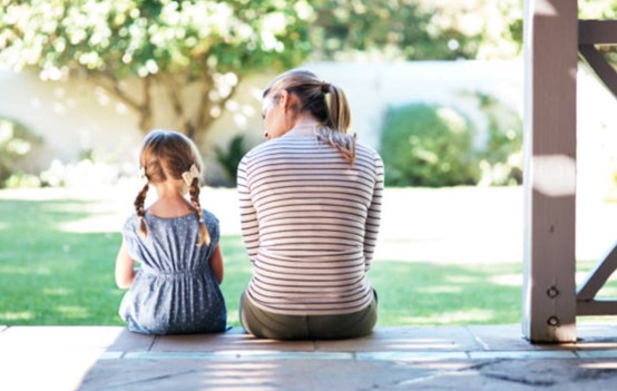 如何幫助情緒障礙的孩子？兒童情緒障礙特徵、原因、評估＆治療方法